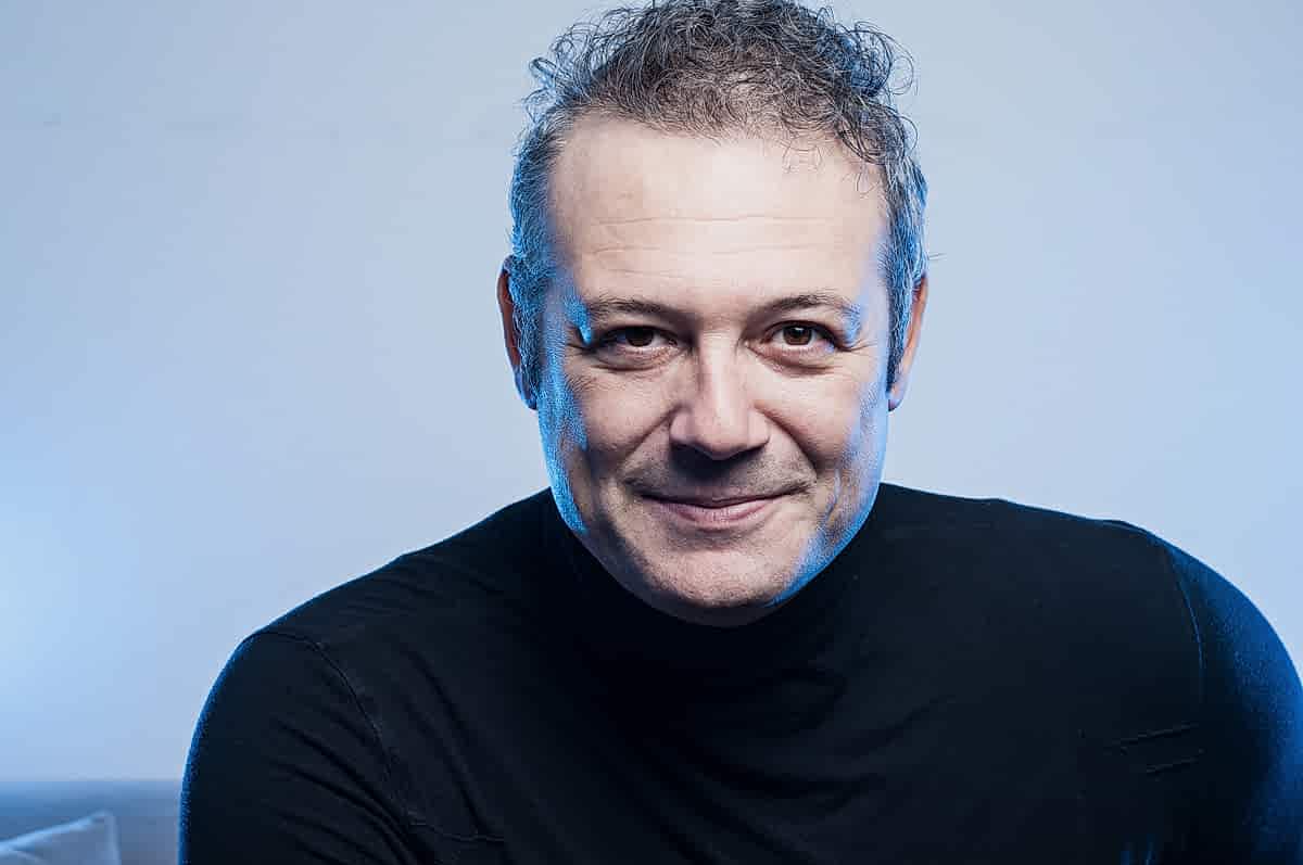 Levent Üzümcü‘nün Nisan Ayı Oyun Programı