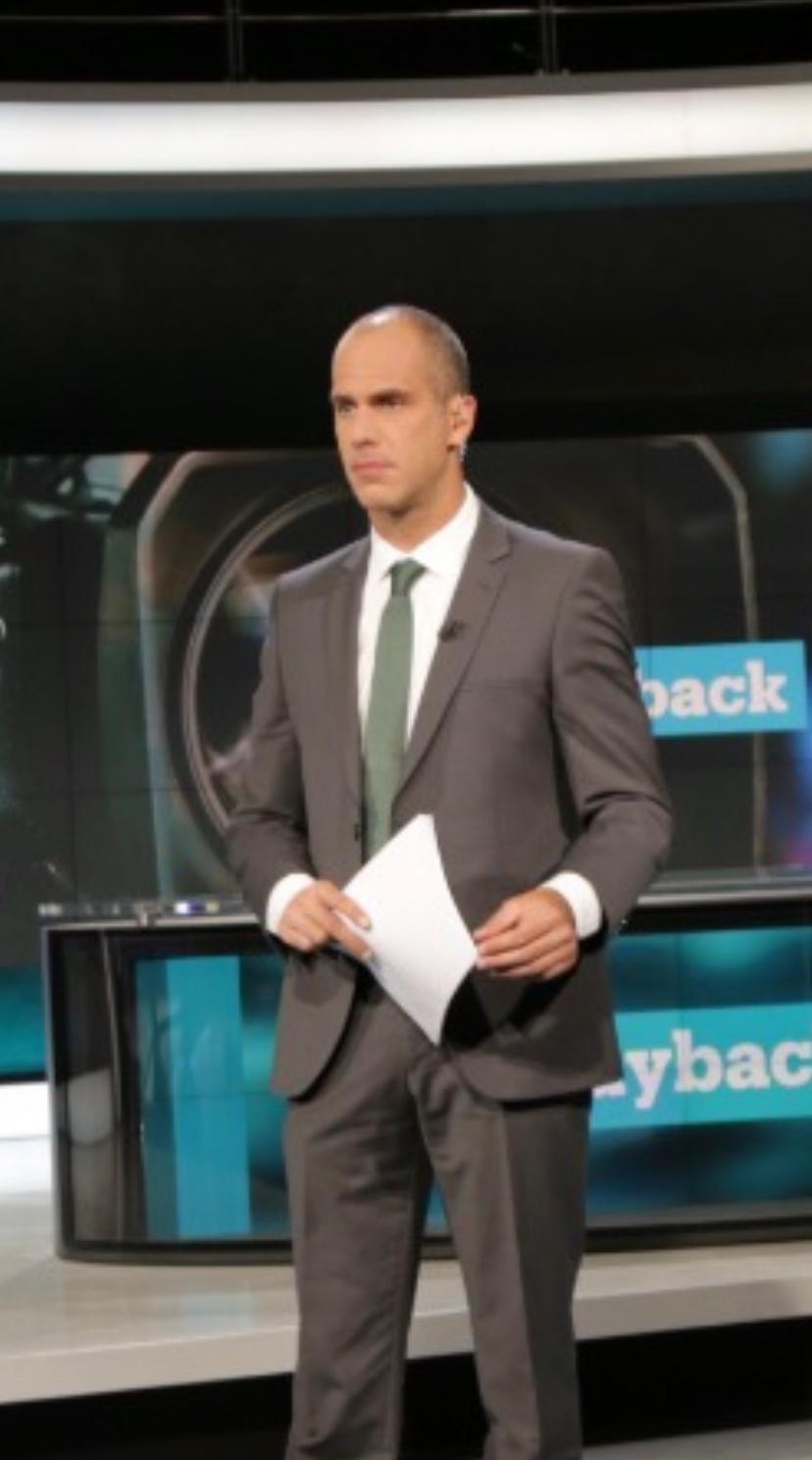 Alican A. - İngilizce - Profil Fotoğrafı